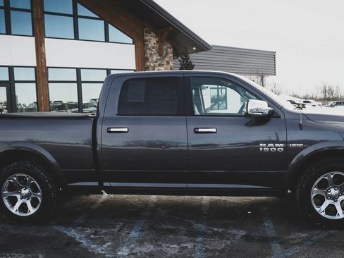 Used 2017 RAM 1500 Laramie w/ Convenience Group image 25