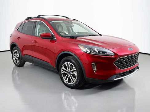 Used 2022 Ford Escape SEL w/ Technology Package AWD/4WD image 2