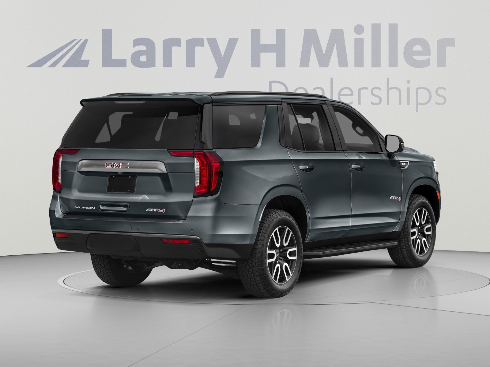 Used 2021 GMC Yukon AT4 w/ Rear Media and Nav Package AWD/4WD image 3