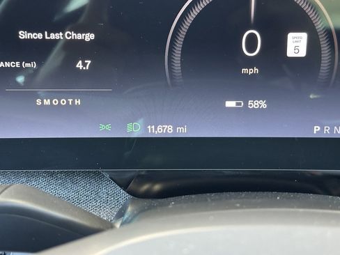 Used 2024 Lucid Air Touring AWD/4WD image 23