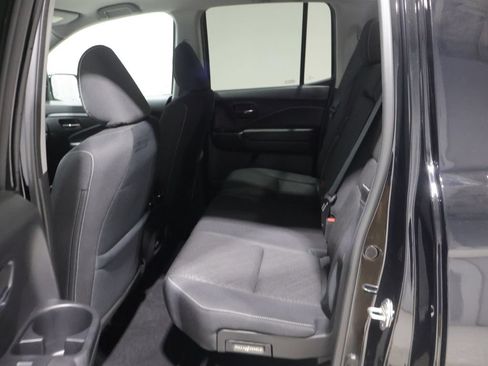Used 2024 Honda Ridgeline Sport image 16