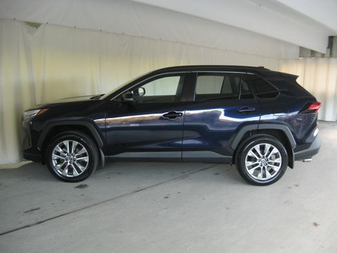 Certified 2024 Toyota RAV4 XLE Premium image 25