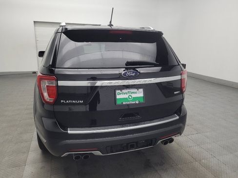 Used 2018 Ford Explorer Platinum AWD/4WD image 6