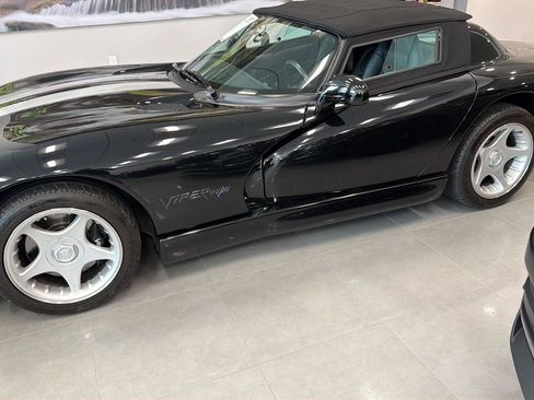 Used 1996 Dodge Viper RT/10 RWD image 8