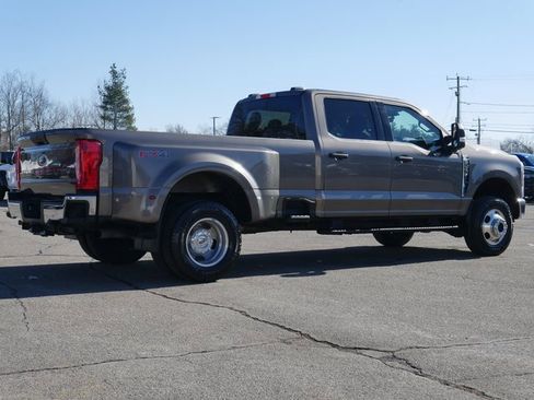 Used 2023 Ford F350 XLT image 6