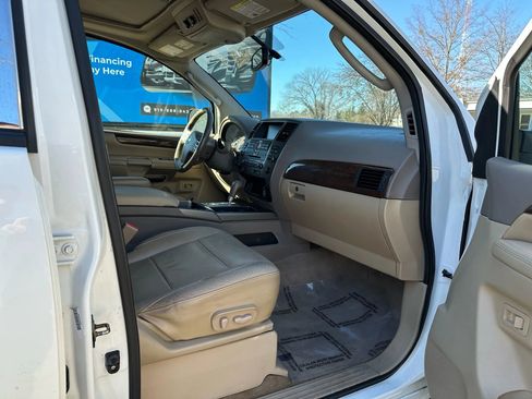 Used 2012 Nissan Armada Platinum image 18