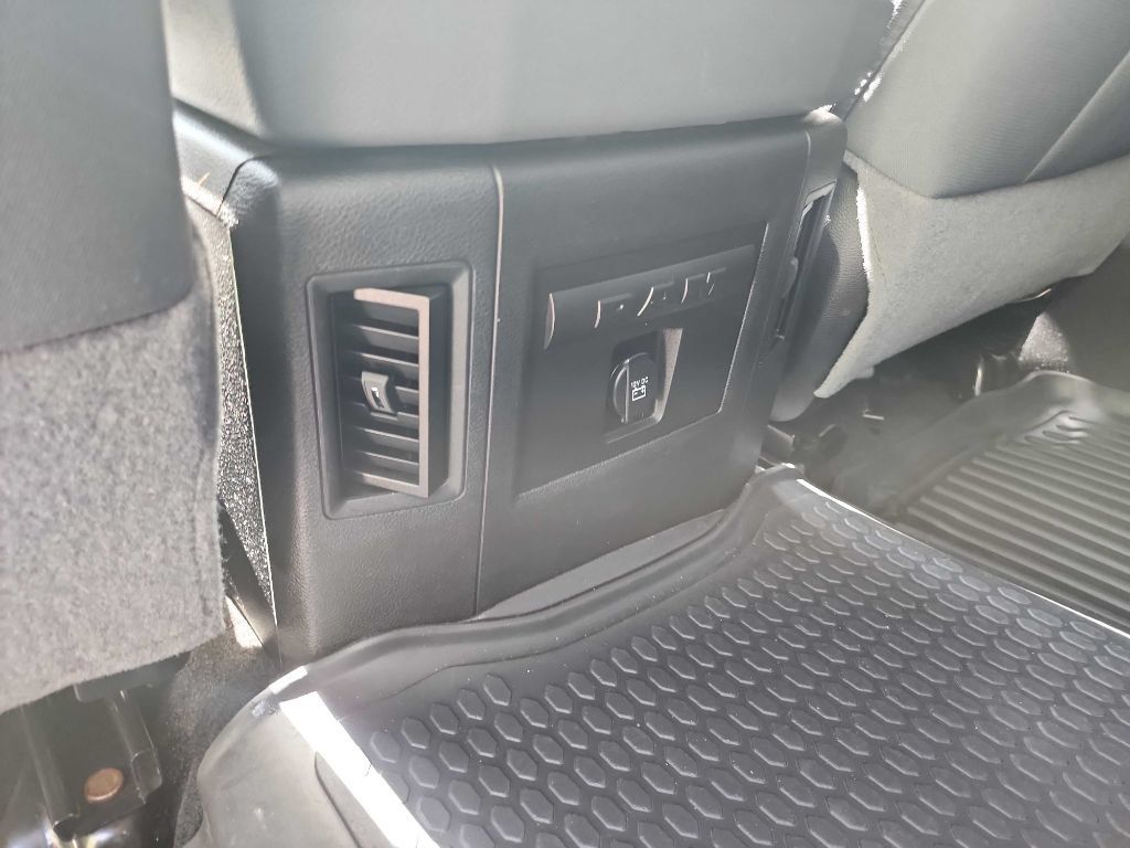 Used 2018 RAM 2500 Big Horn w/ Harvest Edition AWD/4WD image 36