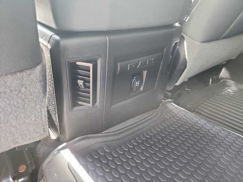 Used 2018 RAM 2500 Big Horn w/ Harvest Edition AWD/4WD image 36