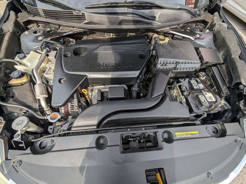 Used 2017 Nissan Altima 2.5 S w/ Power Driver Seat Package FWD image 10