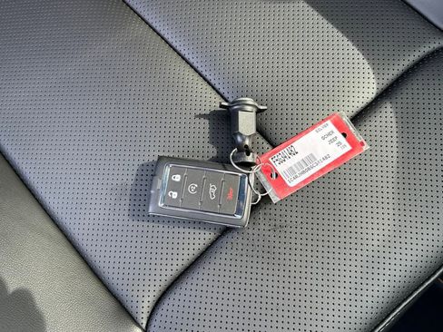 New 2025 Jeep Grand Cherokee Limited w/ Luxury Tech Group II image 27