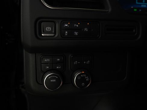 Used 2023 Chevrolet Tahoe RST w/ RST Performance Edition image 25