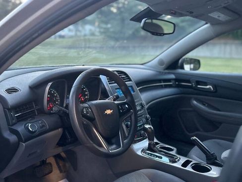 Used 2015 Chevrolet Malibu LS image 8
