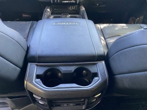 Used 2019 RAM 2500 Limited image 34