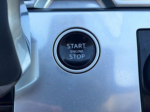 Used 2023 Land Rover Range Rover SE AWD/4WD image 38