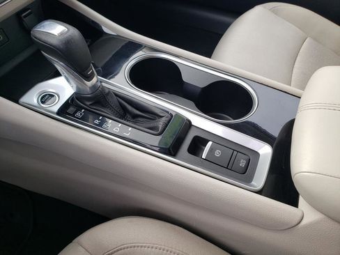 Used 2021 Nissan Altima 2.5 SV w/ SV Premium Package image 34