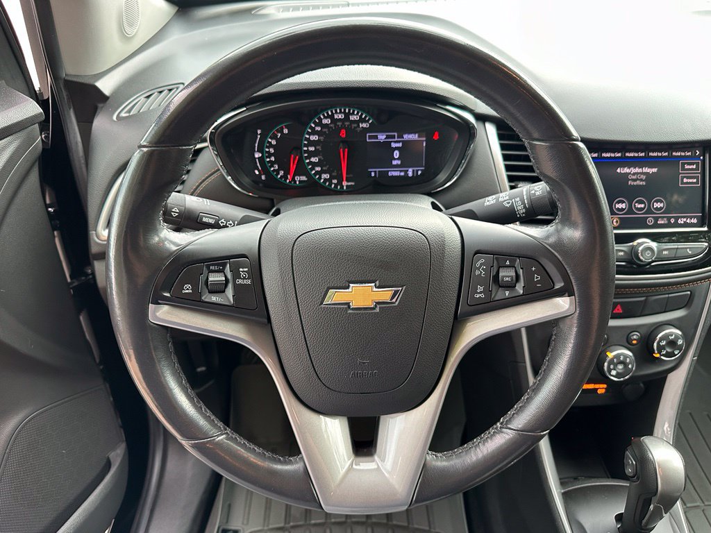 Used 2020 Chevrolet Trax LT w/ LT Convenience Package FWD image 15