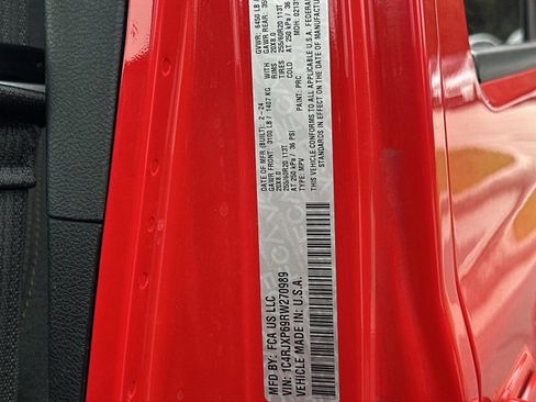 Used 2024 Jeep Wrangler Sahara image 26