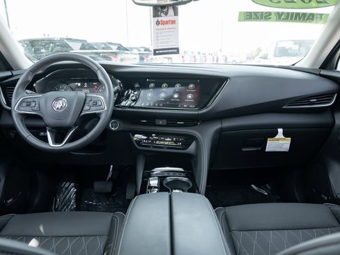 Used 2023 Buick Envision Avenir image 25