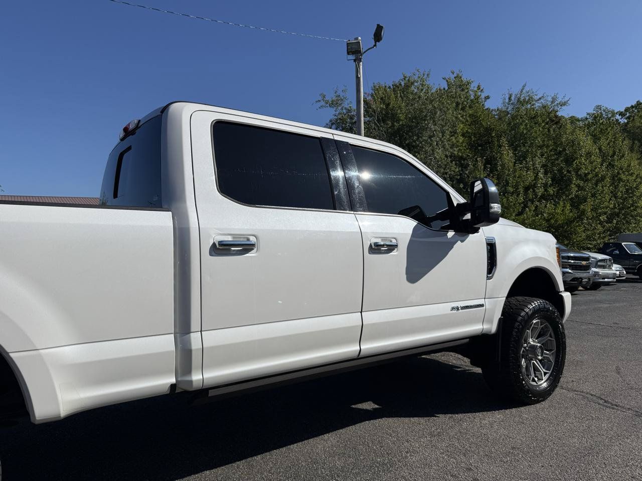Used 2019 Ford F350 Platinum w/ Platinum Ultimate Package AWD/4WD image 19