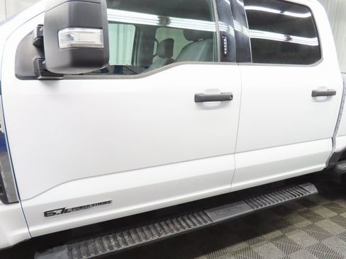 Used 2024 Ford F250 XLT AWD/4WD image 39