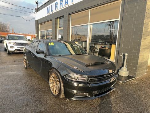 Used 2015 Dodge Charger R/T image 1