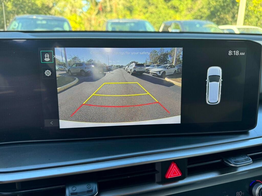Used 2025 Kia Sorento S FWD image 6