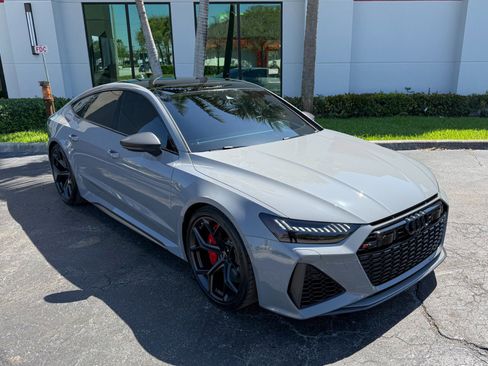 Used 2024 Audi RS 7 Performance image 6