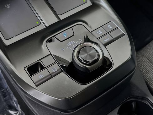 Certified 2026 Toyota bZ image 21