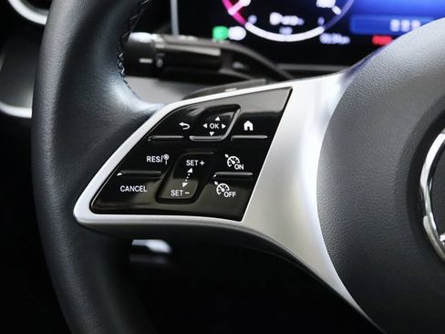 Used 2025 Mercedes-Benz C 300 C 300 image 4