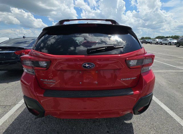 Used 2021 Subaru Crosstrek 2.0i AWD/4WD image 5
