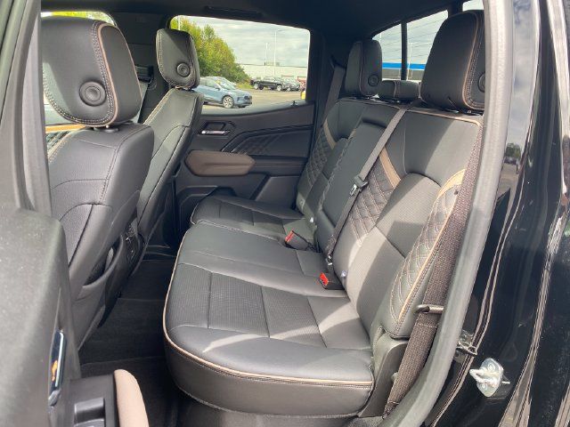 Certified 2024 GMC Canyon Denali AWD/4WD image 20