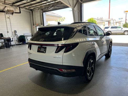 Used 2022 Hyundai Tucson SEL w/ Cargo Package AWD/4WD image 3
