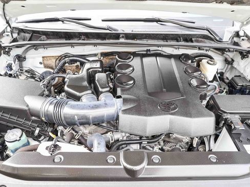 Certified 2024 Toyota 4Runner SR5 RWD image 25