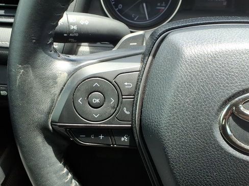 Used 2022 Toyota Camry SE FWD image 17