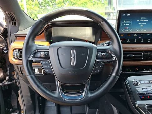 Used 2023 Lincoln Nautilus Reserve w/ Monochromatic Package AWD/4WD image 21