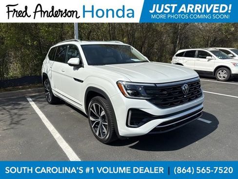 Used 2024 Volkswagen Atlas SEL Premium R-Line image 1