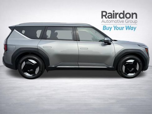 Certified 2024 Kia EV9 Wind AWD/4WD image 8