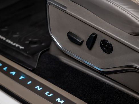 Used 2026 Ford F450 Platinum w/ Platinum Plus Package image 15