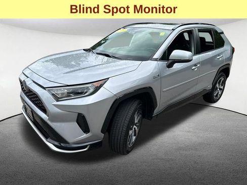 Certified 2021 Toyota RAV4 SE w/ Weather & Moonroof Package AWD/4WD image 6