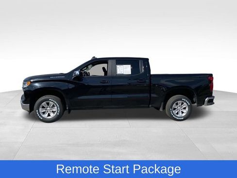 Used 2025 Chevrolet Silverado 1500 LT image 2
