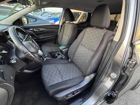 Used 2021 Nissan Rogue Sport SV image 8