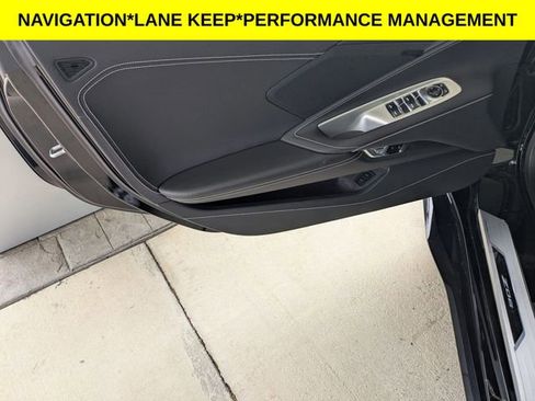 Used 2025 Chevrolet Corvette Z06 image 9