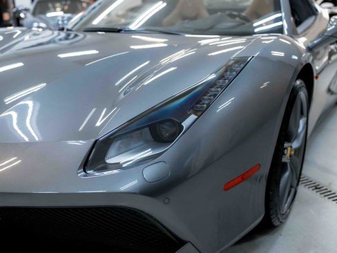 Used 2018 Ferrari 488 Spider image 11