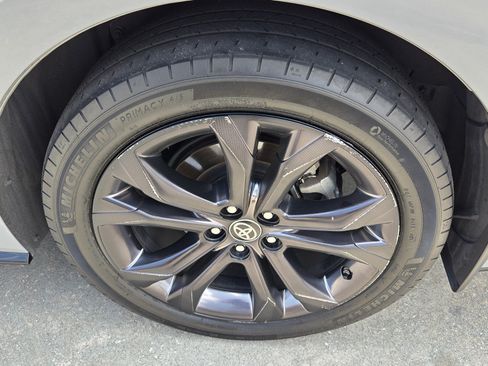 Certified 2025 Toyota Sienna XSE FWD image 12