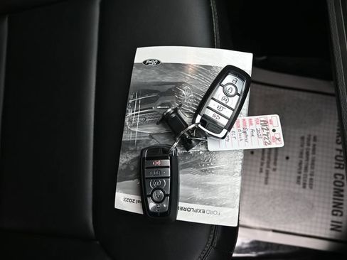 Used 2023 Ford Explorer XLT w/ Equipment Group 202A image 12