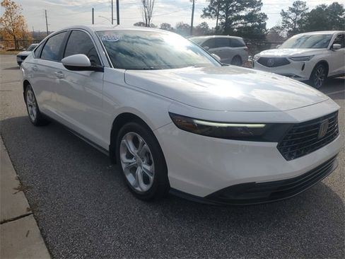 Used 2024 Honda Accord LX image 3