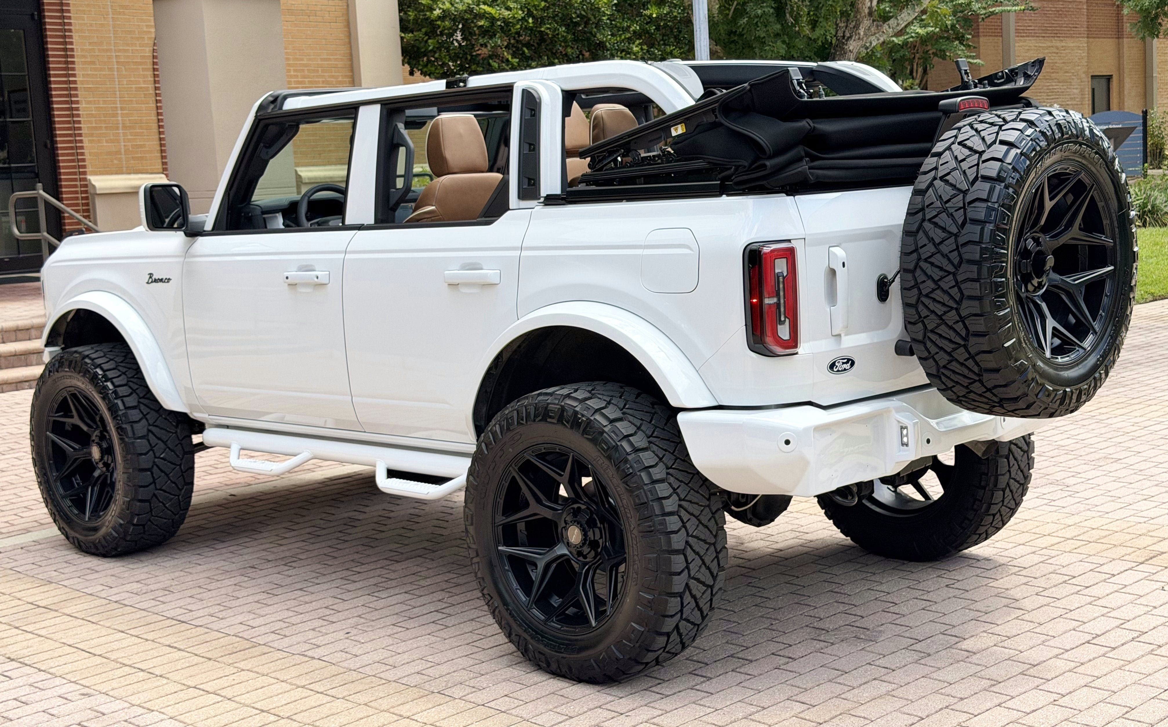 Used 2026 Ford Bronco Outer Banks AWD/4WD image 9