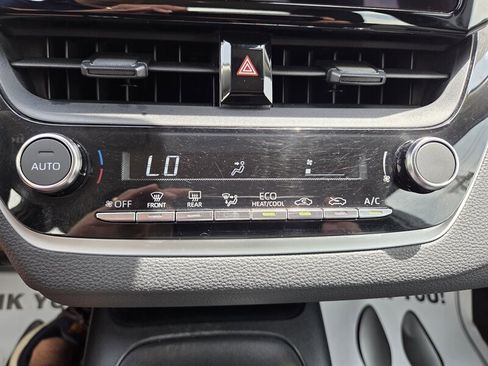 Used 2023 Toyota Corolla LE FWD image 18
