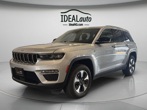Used 2024 Jeep Grand Cherokee Limited 4xe AWD/4WD image 14