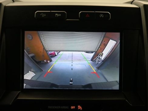 Used 2020 Ford F150 XLT w/ Equipment Group 302A Luxury AWD/4WD image 19